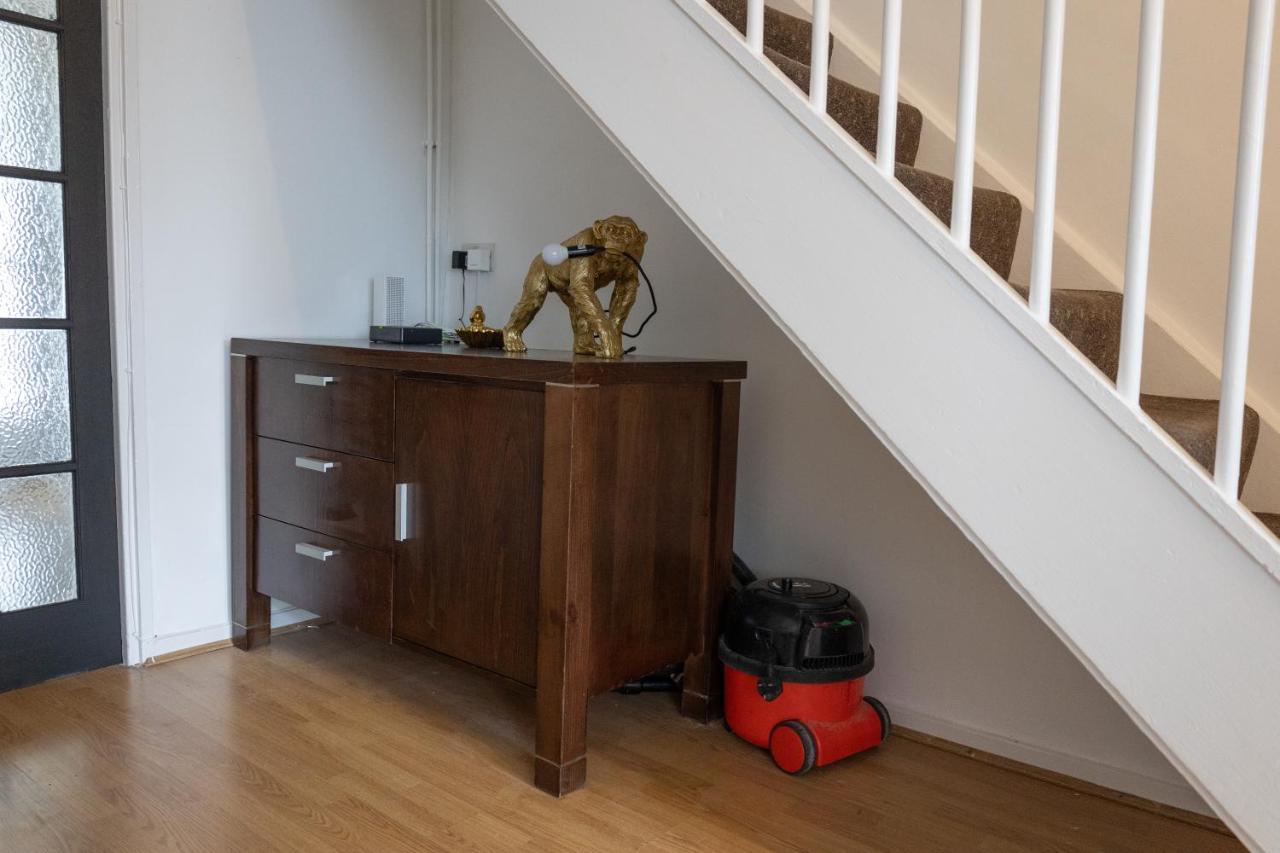 Villa London - 4 Bed - Sleeps 8 - Garden - Pet Friendly Exterior foto